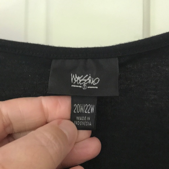 Mossimo tee 20/22W - Picture 3 of 5
